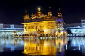 AMRITSAR'S GOLDEN TEMPLE